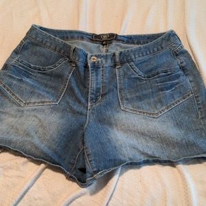 Size 18W Cato jean shorts